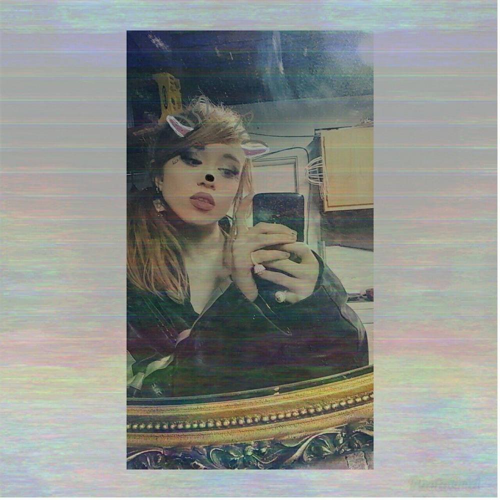 Meet your Posher, Sophia